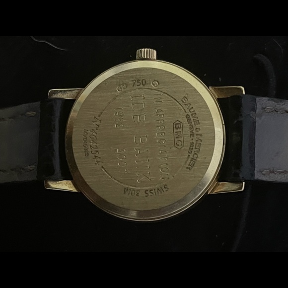 COPY - Baume Mercier Classima Ladies 18K Yellow Gold Quartz Watch MV045089 - Picture 8 of 11